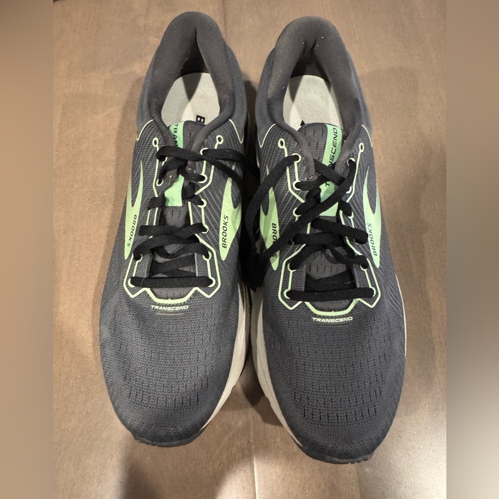 Brooks Transcend Running Shoe - Size 13 Men’s